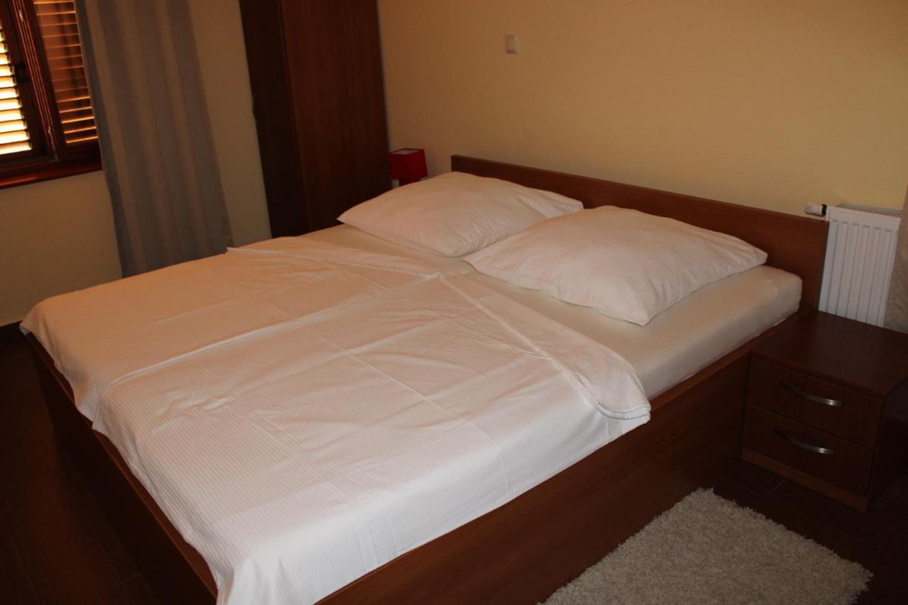 Hotel Roski Slap Drnis Luaran gambar